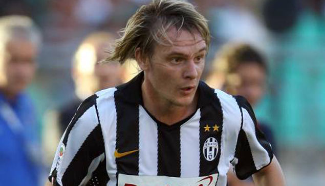 juve01 Milos Krasic pensa che lo straniero sia Delneri, quando parla.